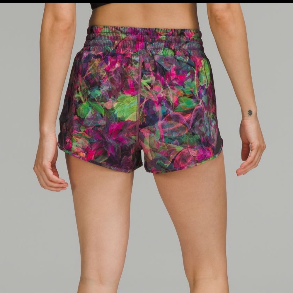 LULULEMON HOTTY HOT HIGH RISE 2.5 - Picture 6 of 6